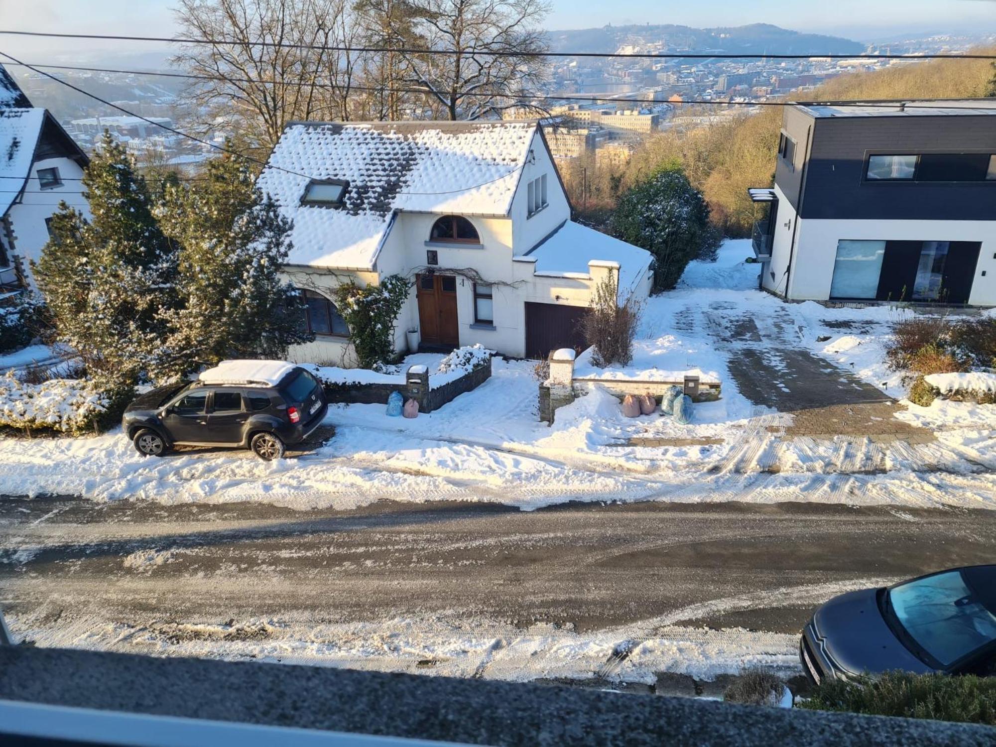 Bed Vue Sur Vallee De La Meuse Namur Bouge Eksteriør billede